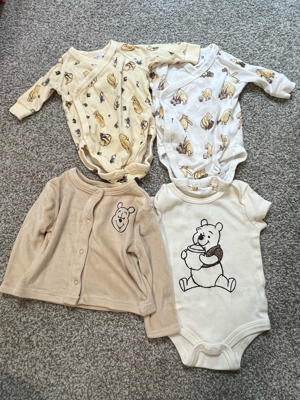 Disney Winnie the Pooh baby bundle size 0-3 month